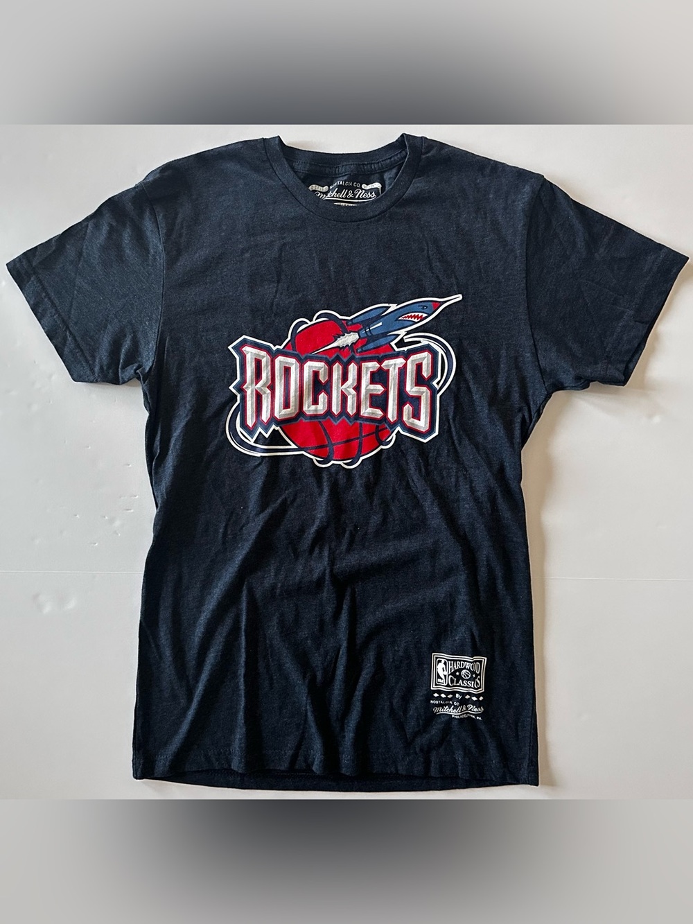 Mitchell & Ness Nostalgia Co NBA Houston Rockets Graphic Logo T Shirt Men’s S